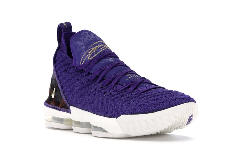 Lebron 16 violet