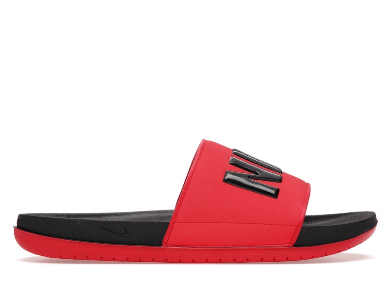 Red and black nike cheap flip flops