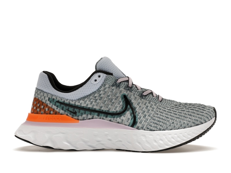 Epic react flyknit 2 vs pegasus 35 hot sale