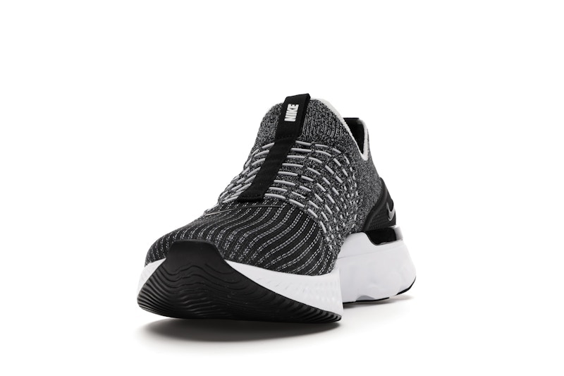 Nike React Phantom Run Flyknit 2 Black White Blend