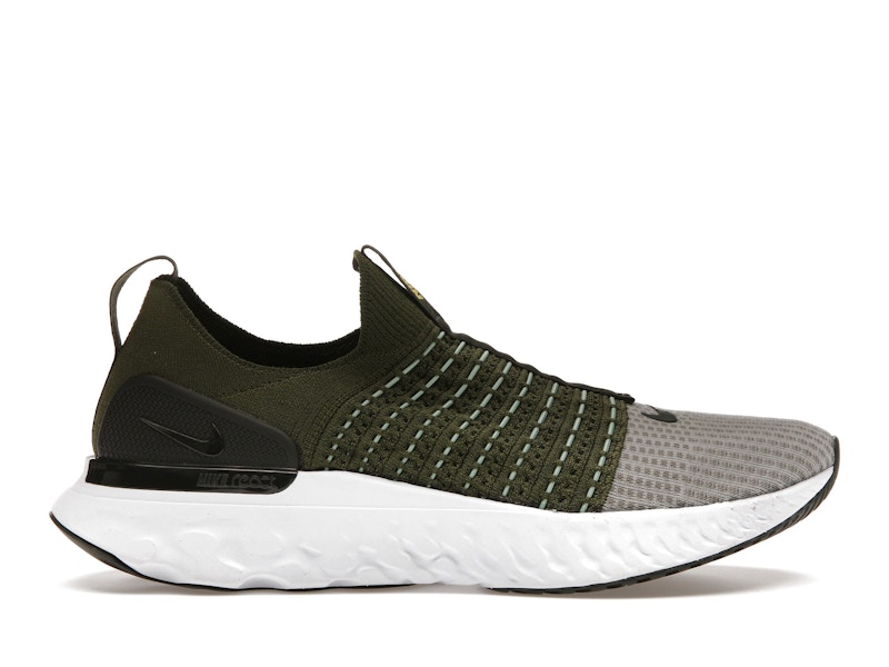Nike react phantom run flyknit online 2 sale