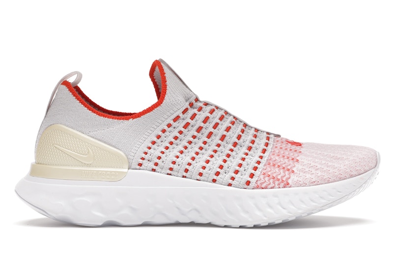 Nike epic react flyknit vast grey women's running shoe top