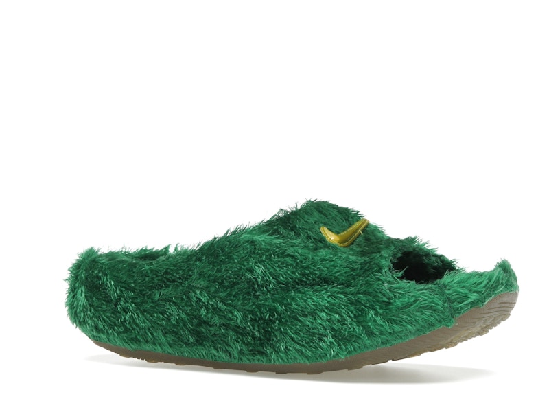 Nike ReactX Rejuven8 Slide .SWOOSH Touch Grass Kelly Green
