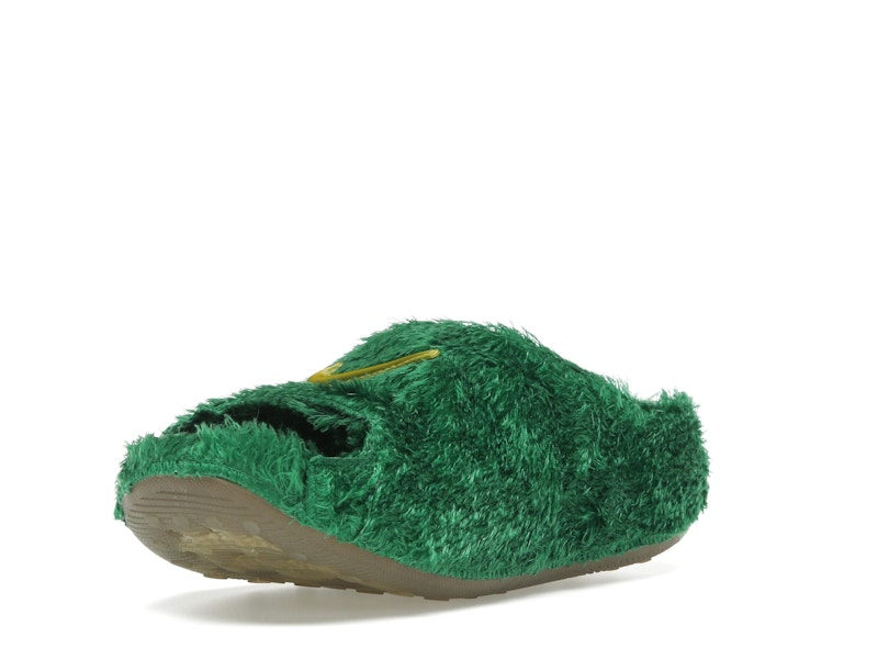 Nike ReactX Rejuven8 Slide .SWOOSH Touch Grass Kelly Green