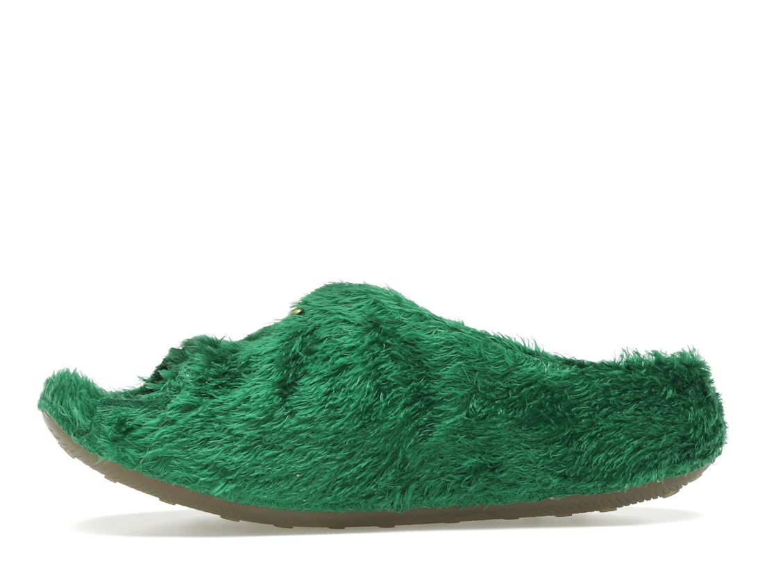 Nike ReactX Rejuven8 Slide .SWOOSH Touch Grass Kelly Green