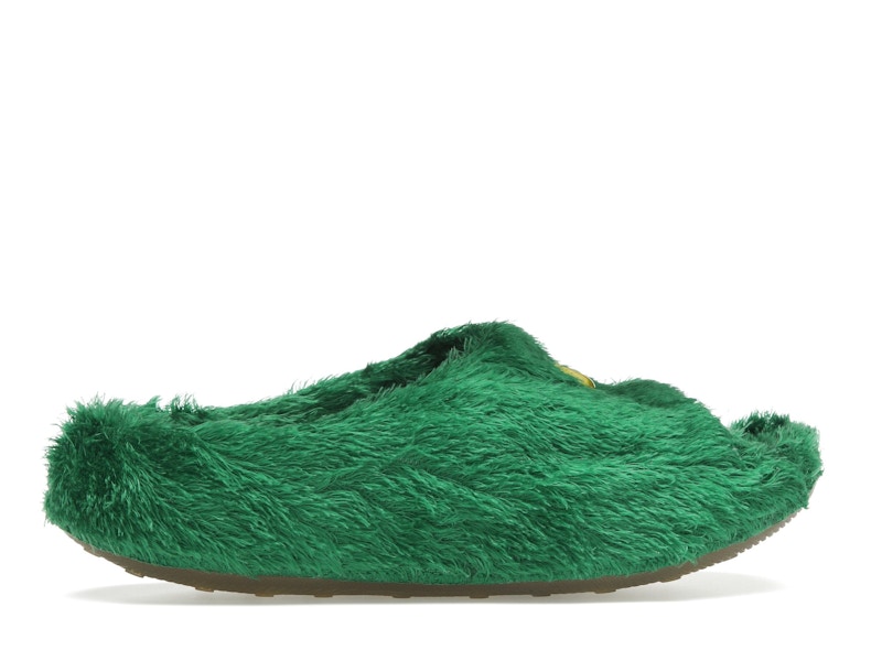 Nike ReactX Rejuven8 Slide .SWOOSH Touch Grass Kelly Green