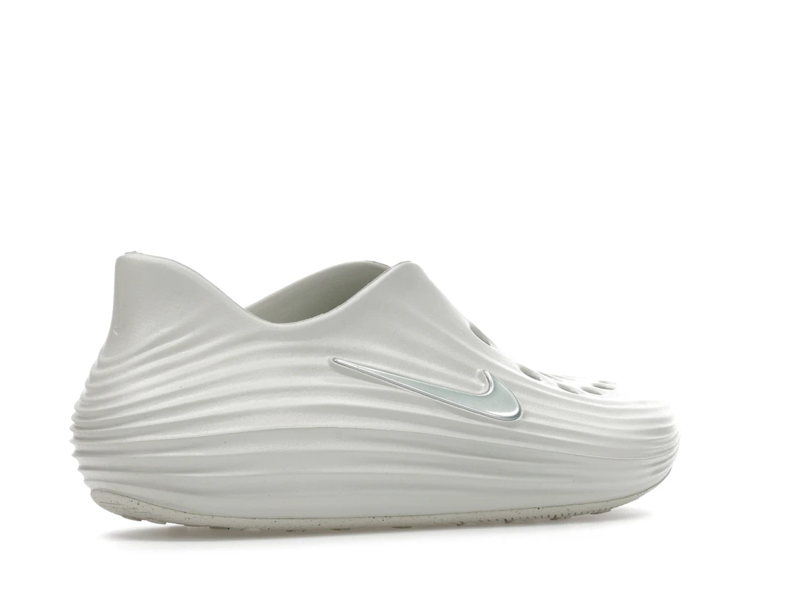 Nike ReactX Rejuven8 Spruce Aura Light Silver