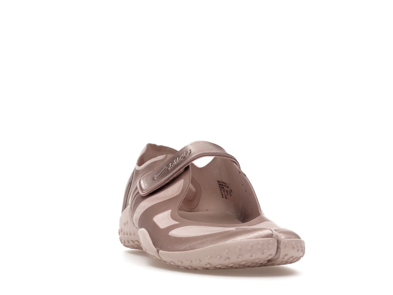 Nike Rift Satin SKIMS Silt Red (Women's)