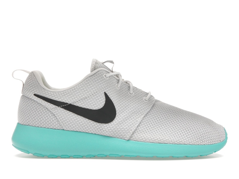 Roshe run hot sale or one