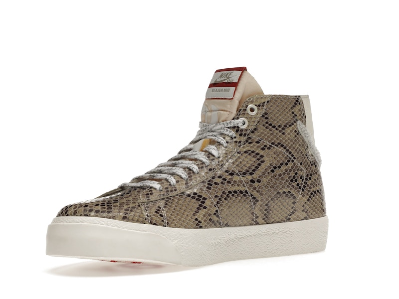 Nike SB Blazer Mid Soulland FRI.day 03