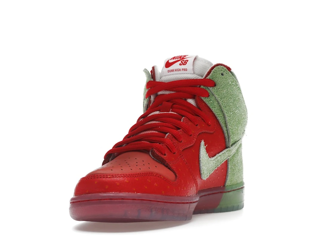 Nike SB Dunk High Strawberry Cough (Regular Box)