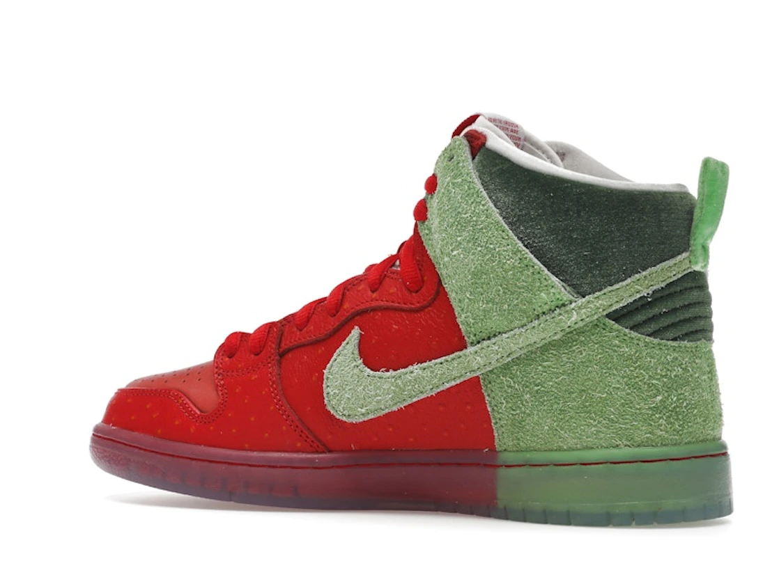 Nike SB Dunk High Strawberry Cough (Regular Box)