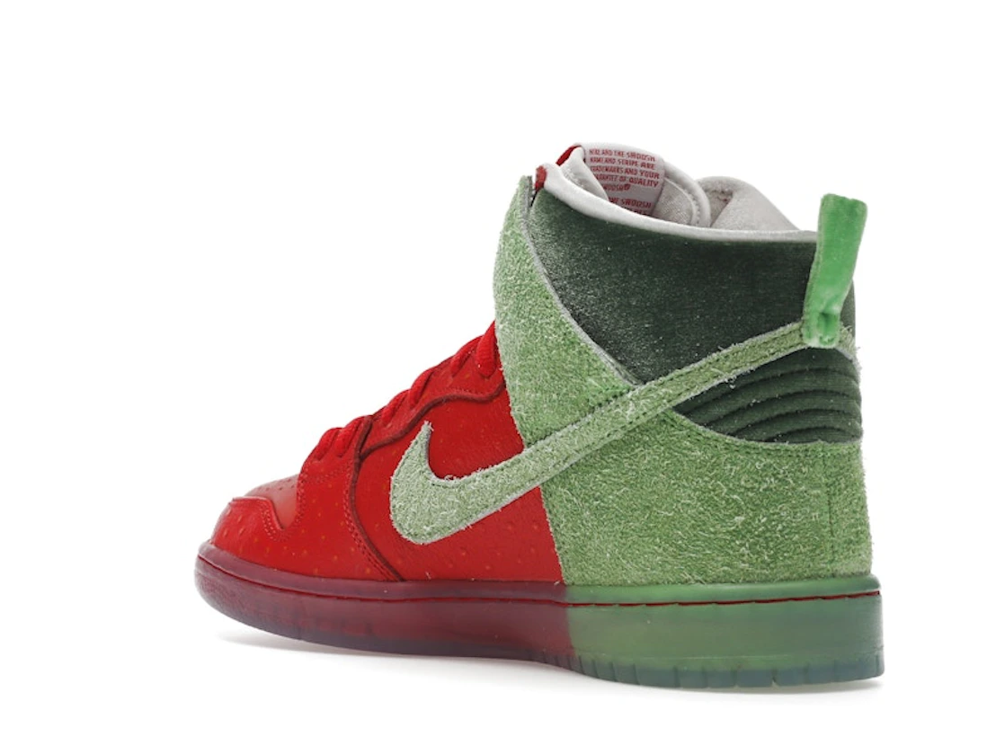 Nike SB Dunk High Strawberry Cough (Regular Box)
