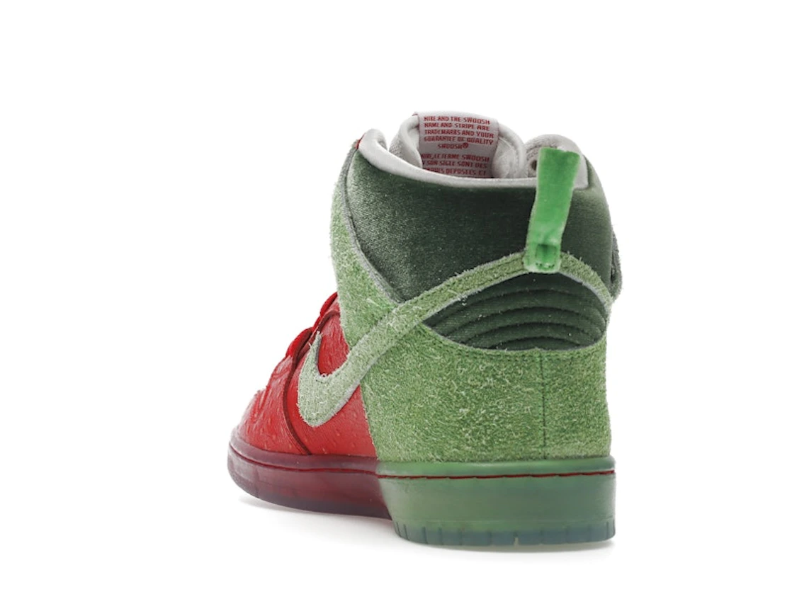 Nike SB Dunk High Strawberry Cough (Regular Box)