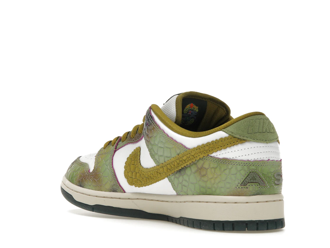 Nike SB Dunk Low Alexis Sablone Chameleon