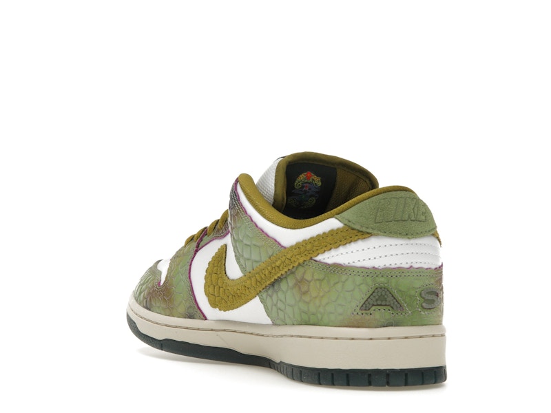 Nike SB Dunk Low Alexis Sablone Chameleon