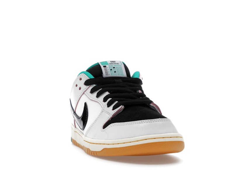 Nike SB Dunk Low CSEF