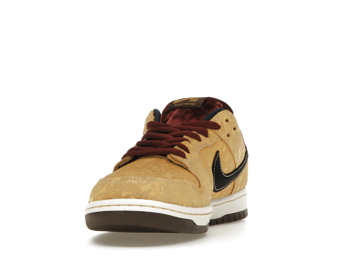 Nike SB Dunk Low City of Cinema