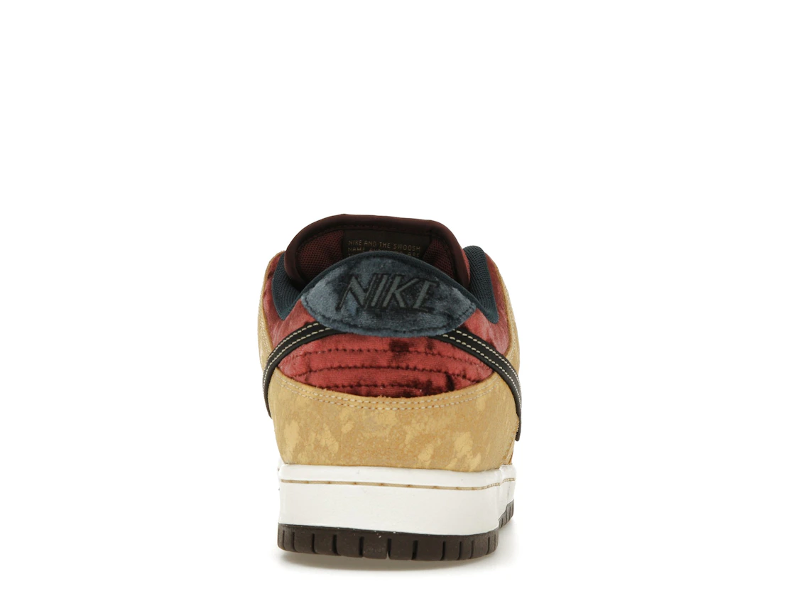 Nike SB Dunk Low City of Cinema