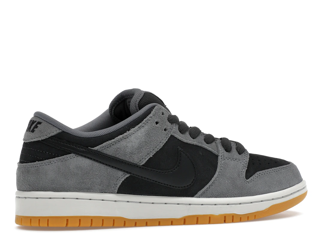 Nike SB Dunk Low Dark Smoke Grey