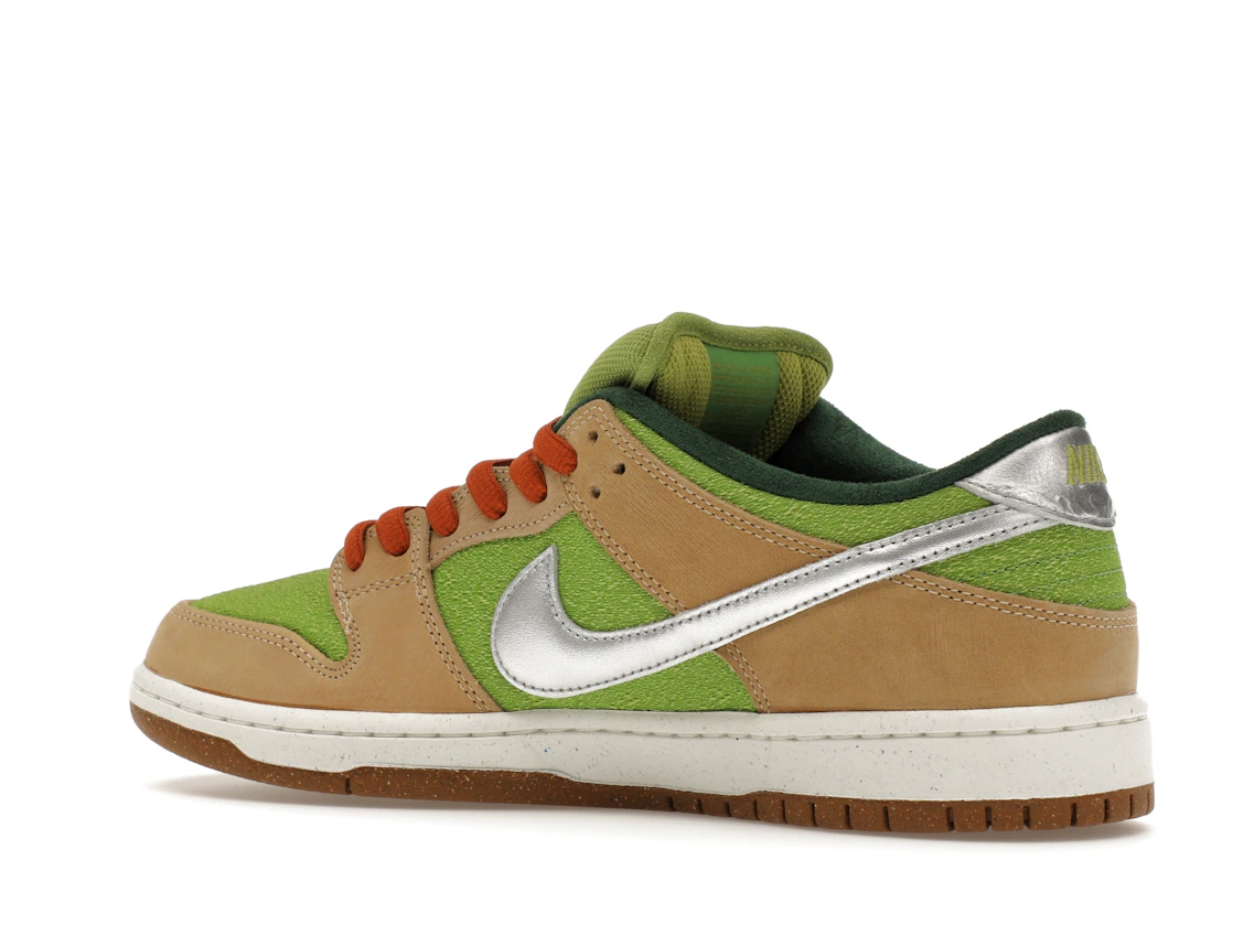 Nike SB Dunk Low Escargot