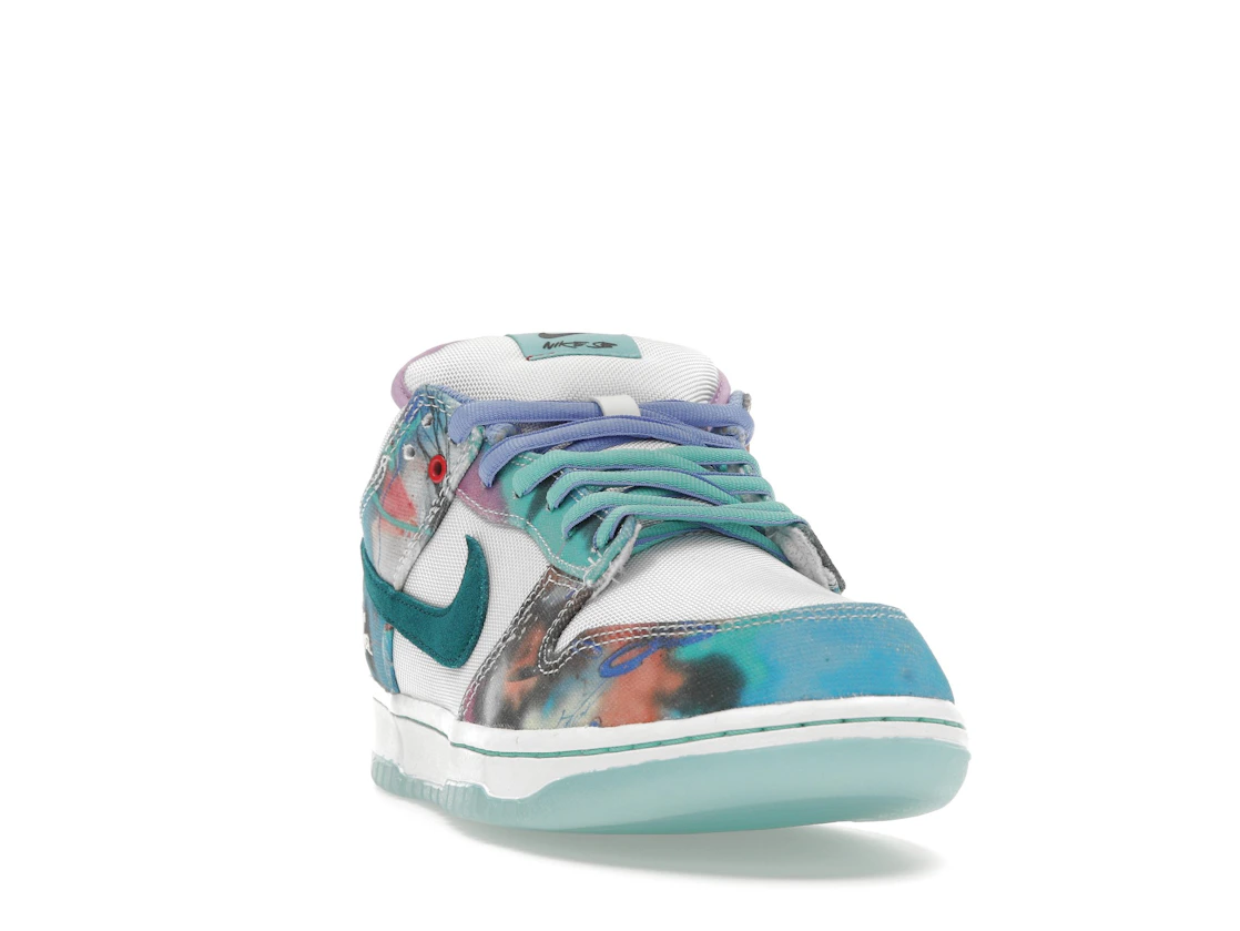 Nike SB Dunk Low Futura Laboratories Bleached Aqua