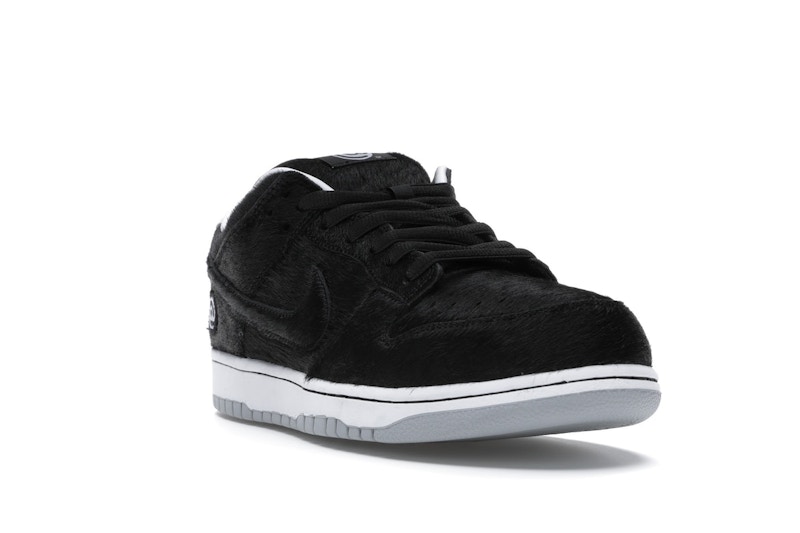 Sb dunk low x medicom toy stockx