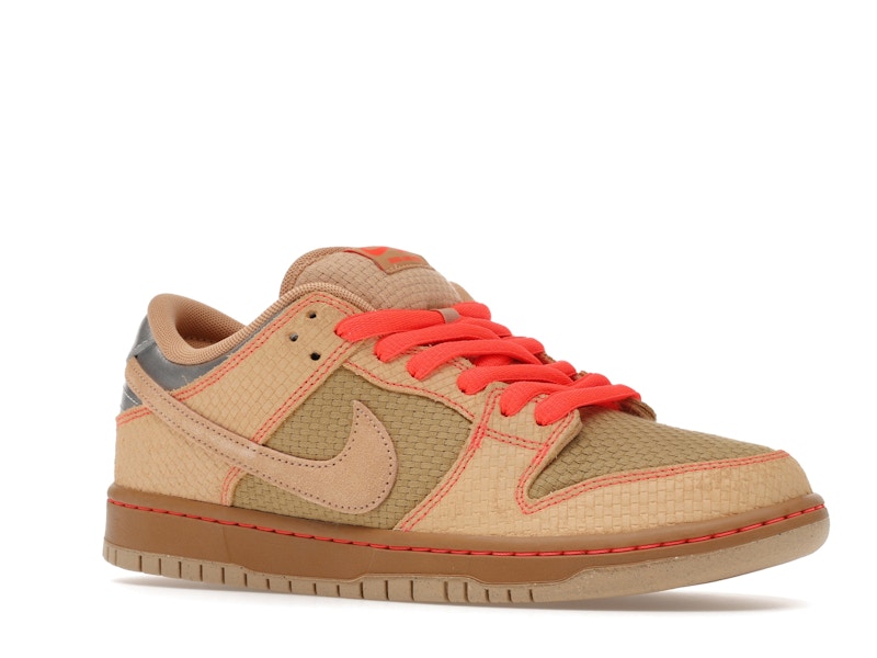 Nike SB Dunk Low Pro Som Tum