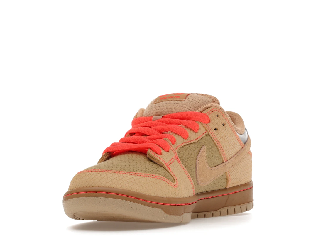 Nike SB Dunk Low Pro Som Tum