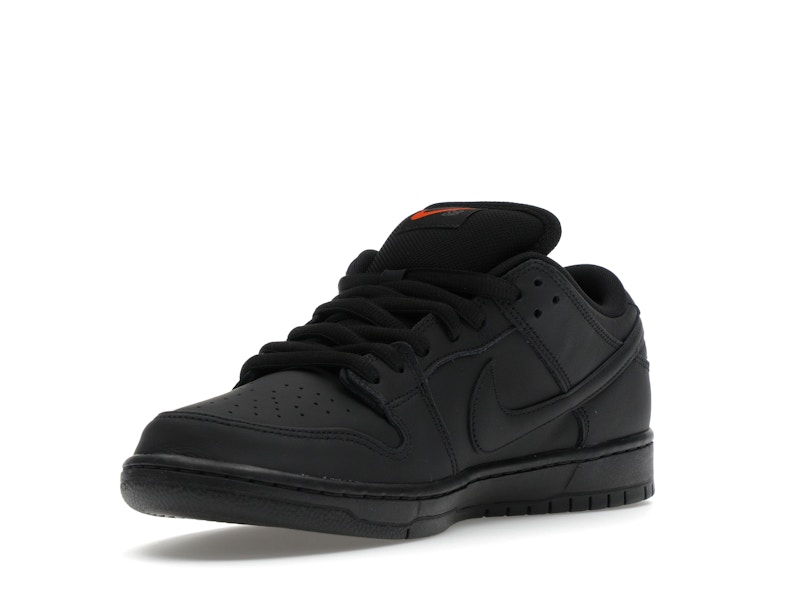 Nike SB Dunk Low Pro Triple Black