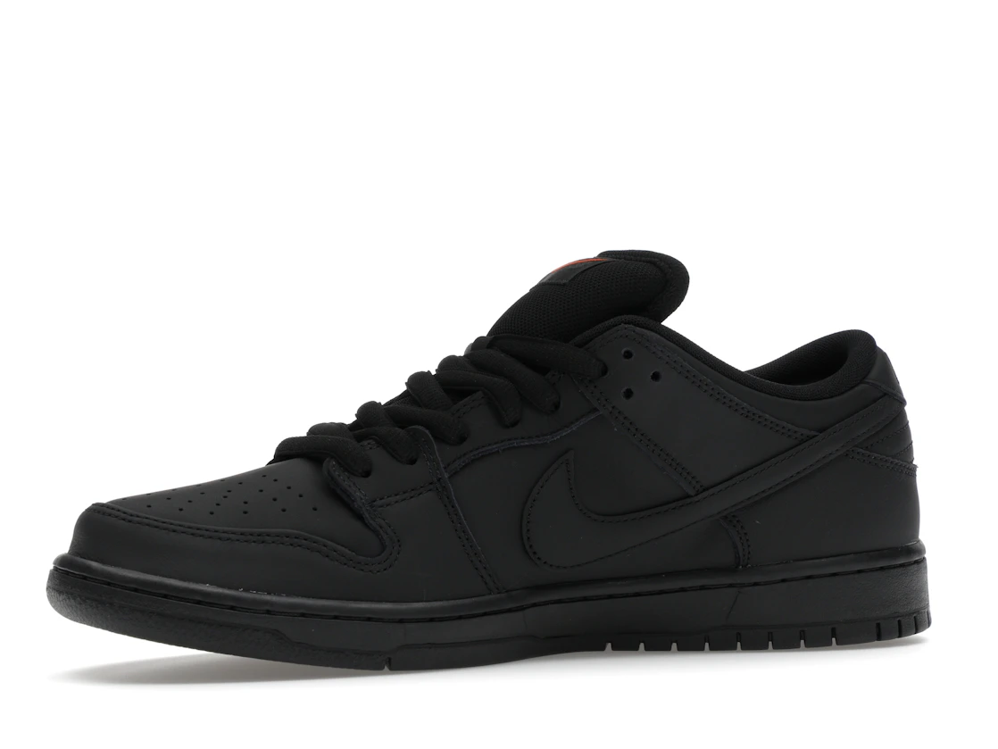 Nike SB Dunk Low Pro Triple Black