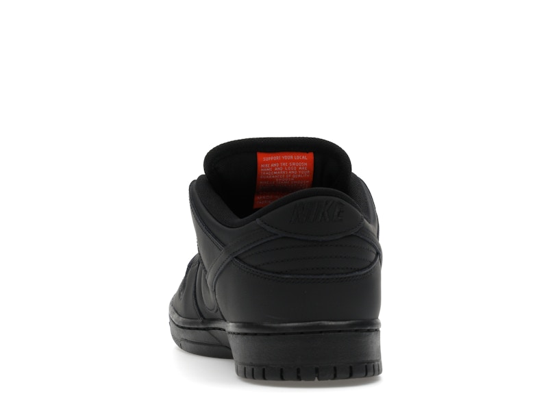 Nike SB Dunk Low Pro Triple Black