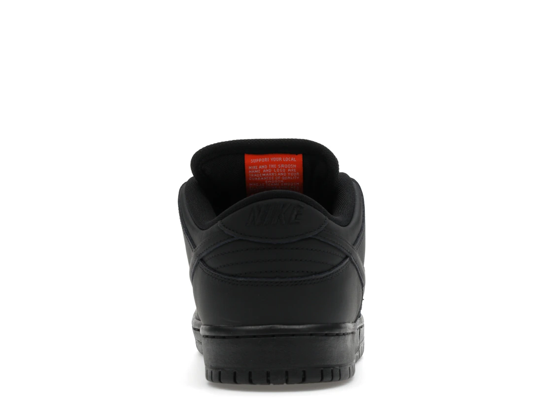 Nike SB Dunk Low Pro Triple Black