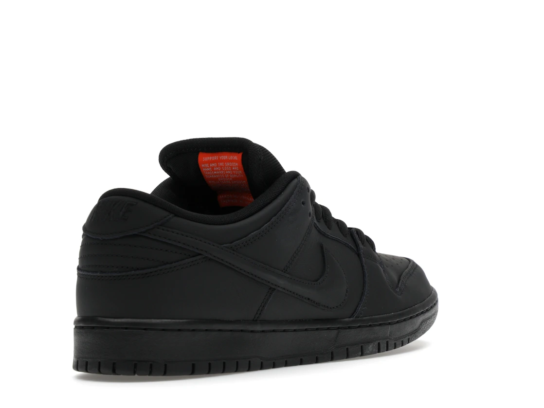 Nike SB Dunk Low Pro Triple Black