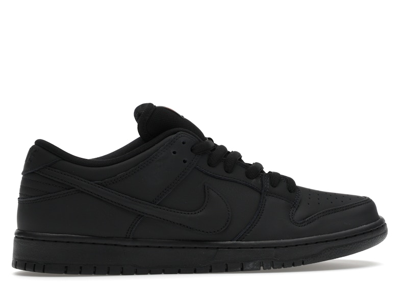 Nike SB Dunk Low Pro Triple Black