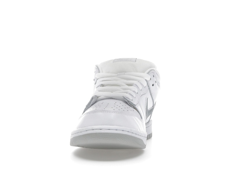 Nike SB Dunk Low Supreme 94 White Metallic Silver