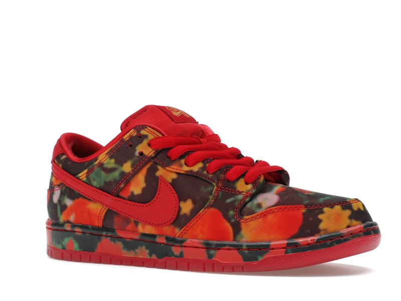 Nike SB Dunk Low The Wizard of Oz Poppy Field