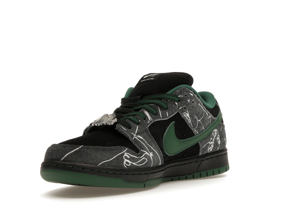 Nike SB Dunk Low There Skateboards