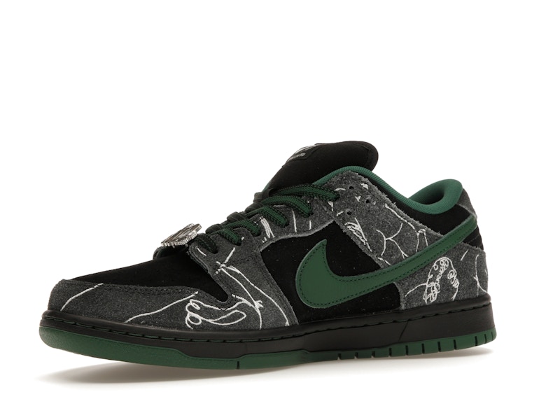 Nike SB Dunk Low There Skateboards