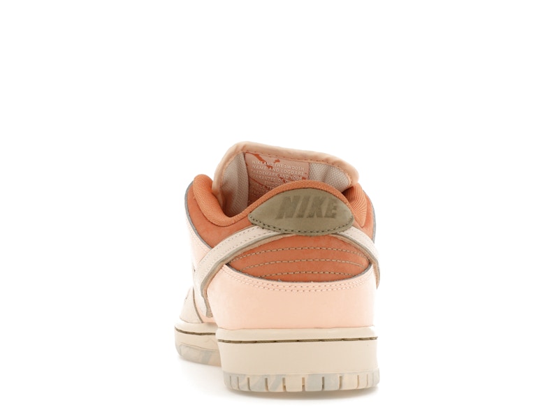 Nike SB Dunk Low Trocadéro Gardens