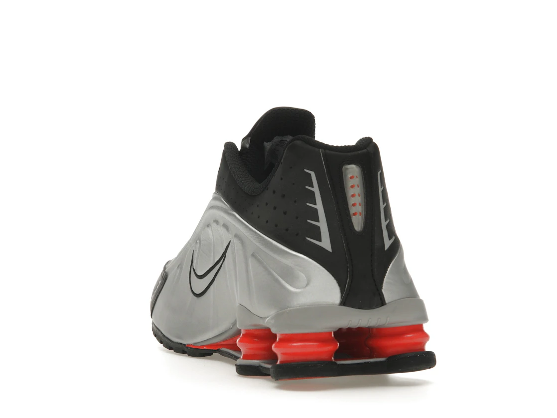 Nike Shox R4 Black Metallic Silver (2025)