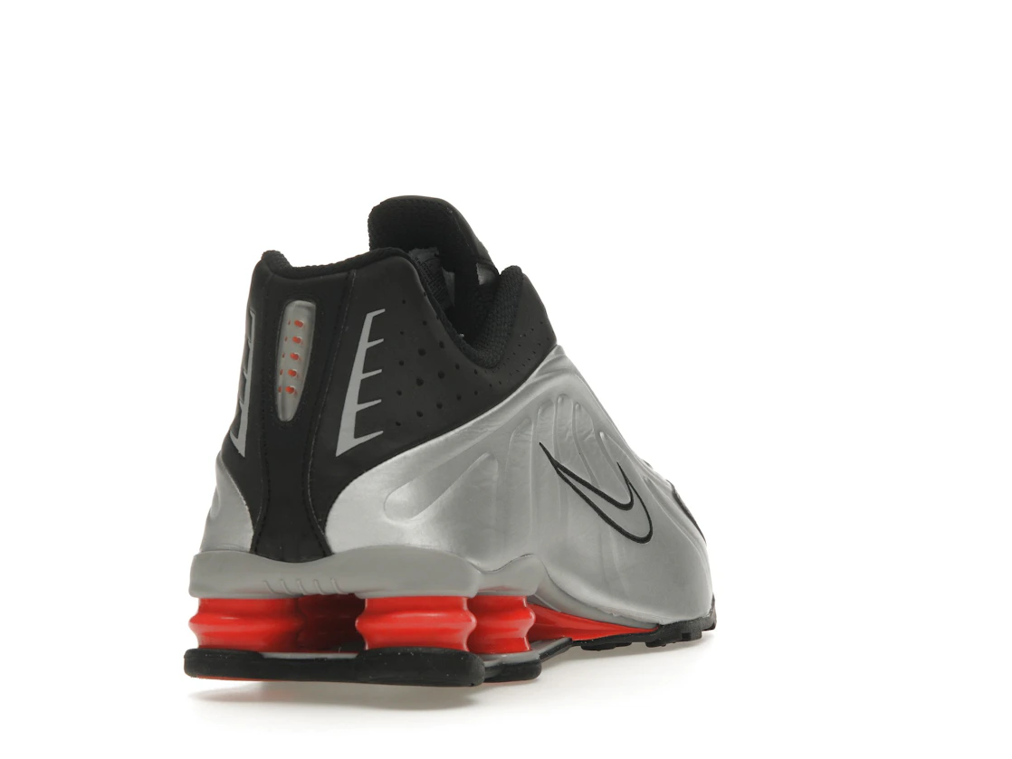 Nike Shox R4 Black Metallic Silver (2025)