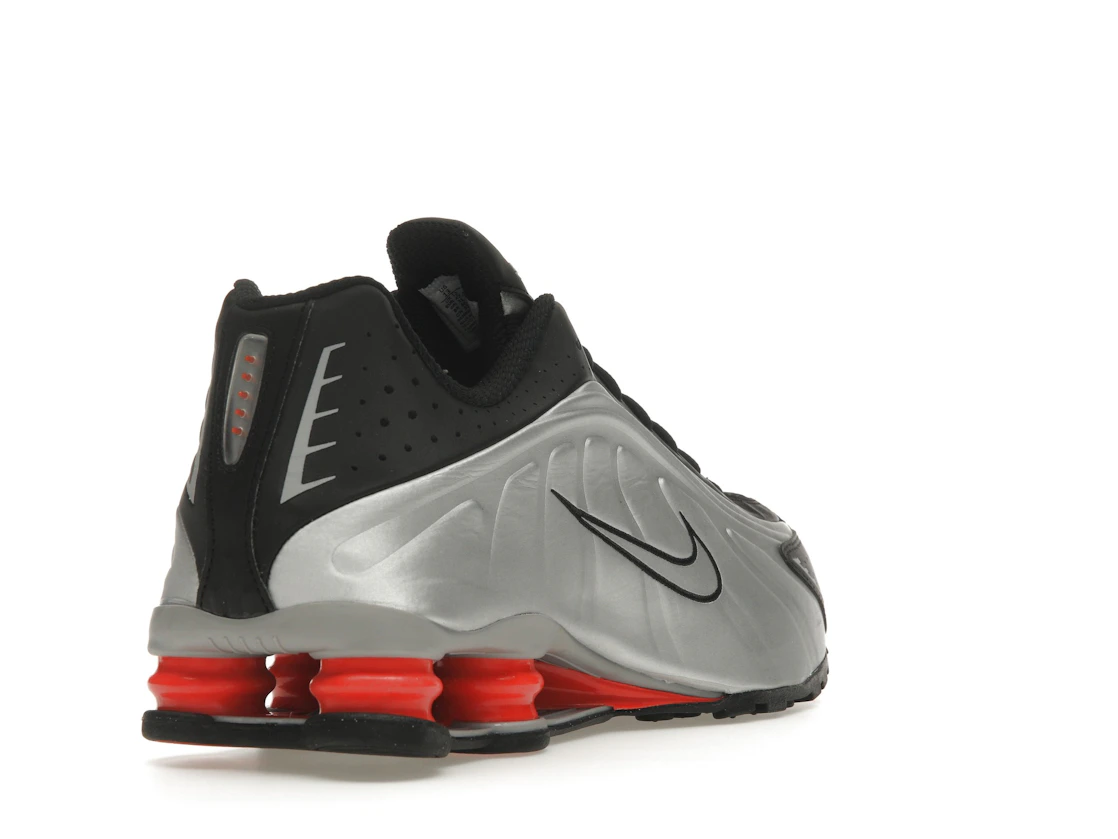 Nike Shox R4 Black Metallic Silver (2025)