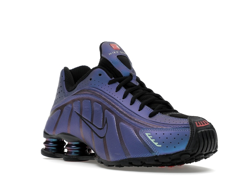 Nike Shox R4 Iridescent - 360° view 6