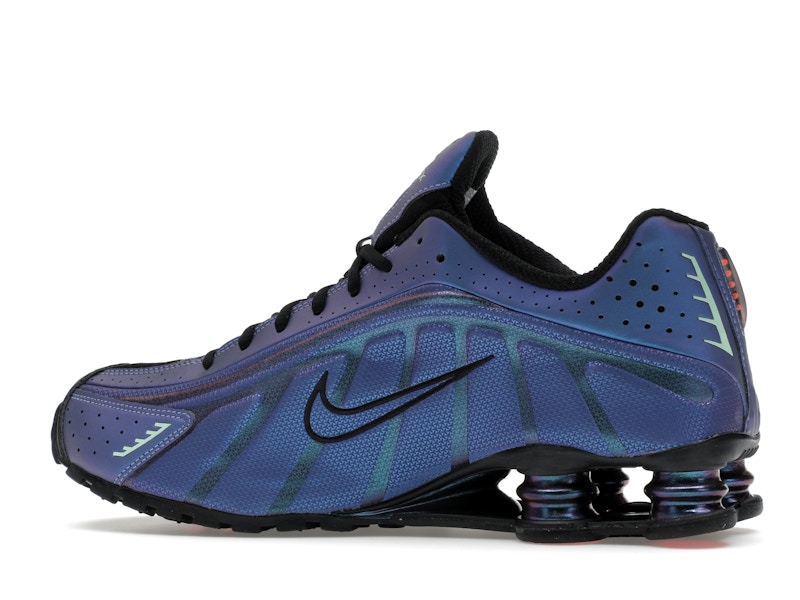 Nike Shox R4 Iridescent - 360° view 21