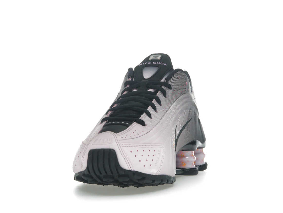 Nike Shox R4 Sakura (Women's)