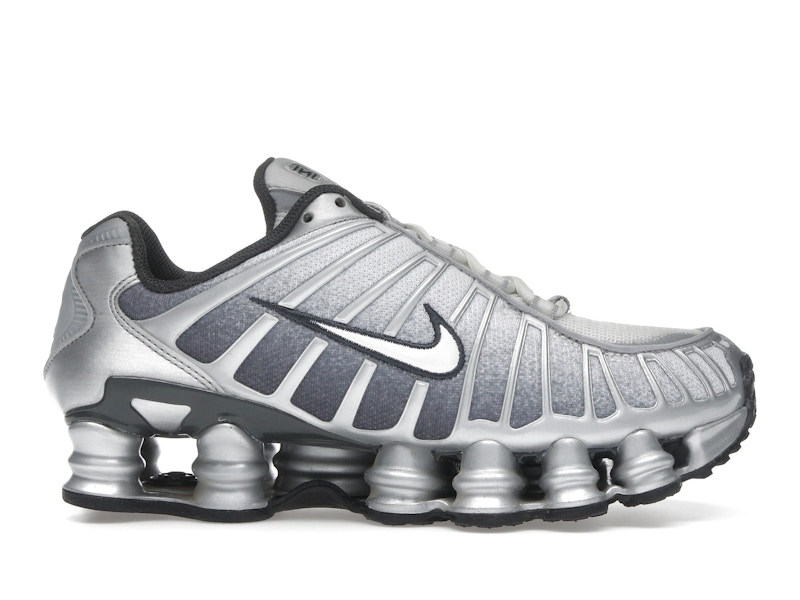 靴 Nike Shox TL Black and llic Silver 30470696_59583200_322.jpg