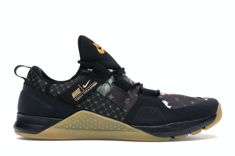 Nike tech trainer price outlet