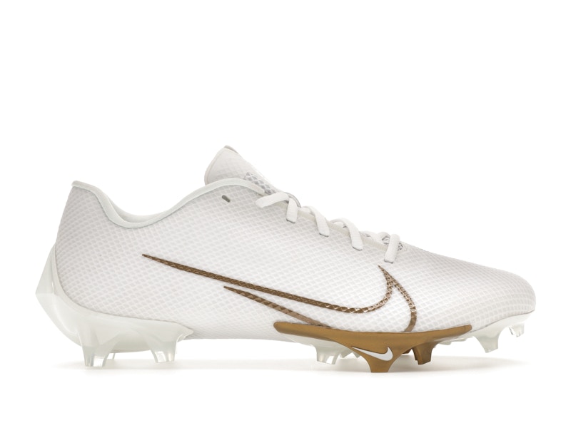 White and gold vapor cleats top
