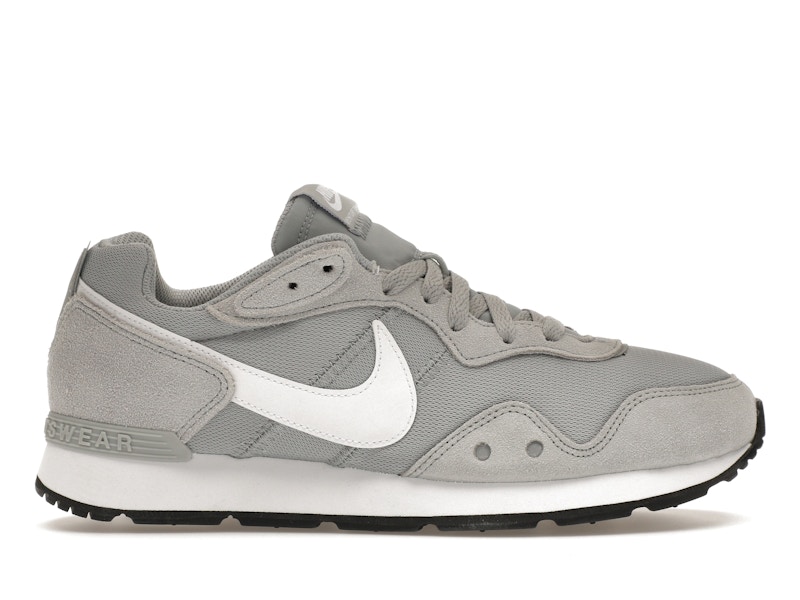 Nike Venture Runner Ancho Gris Humo Claro Hombre DM8453 003 MX